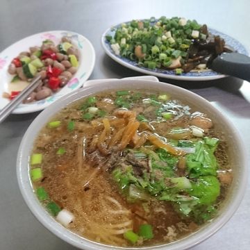 老黃川味牛肉麵