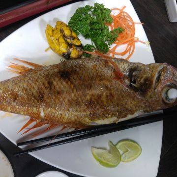 蠔鱻大溪漁港百元海鮮熱炒