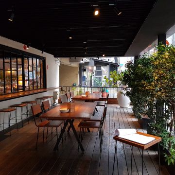 Pico Pico Restaurant and Bar