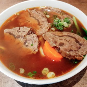 牛莊園牛肉麵