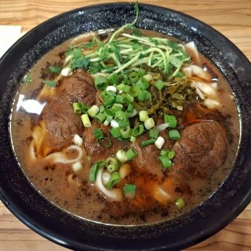 老發財車牛肉麵
