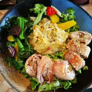 答給發力美食坊