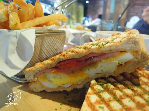 （改名為起家厝）<食。新北板橋＞厝邊Next Door／超適合聚餐的親民咖啡廳♥