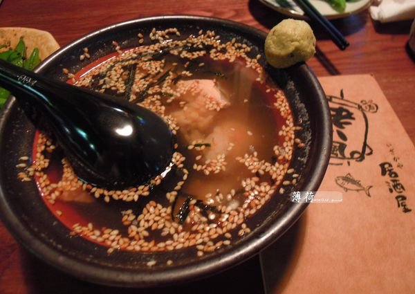 <食。新北板橋>老八風居酒屋／木製裝潢打造濃濃古風.氣氛舒服又輕鬆!餐點好吃選擇多.不限時適合聚餐