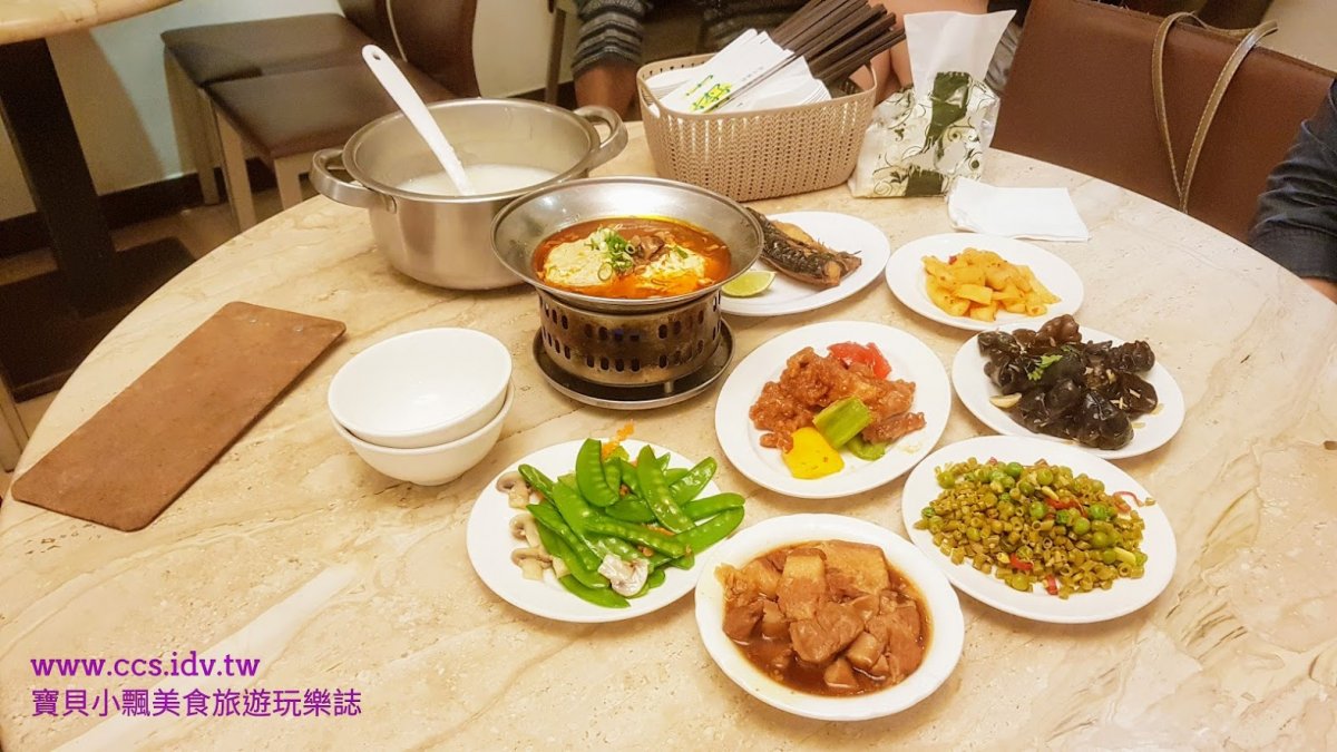 [食]台北 深夜美食 老台北人的記憶 小李子 清粥小菜 豐富多樣化小菜 地瓜稀飯吃到飽