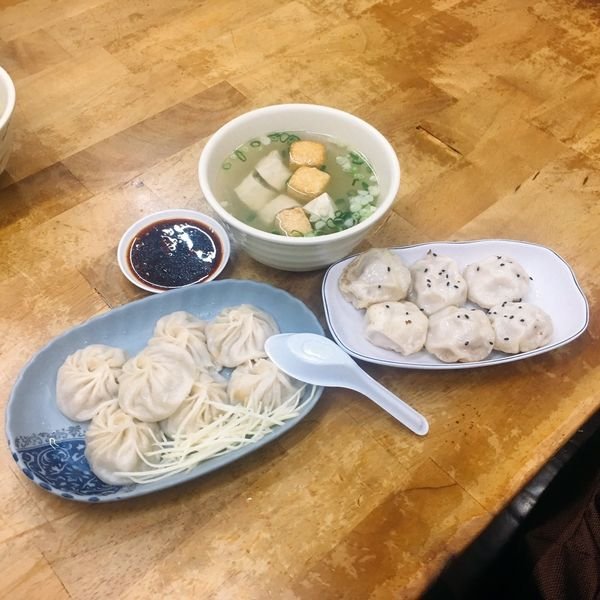 #台式#高醫食圈#上海生煎湯包-多汁多湯的享受#Rain#高雄