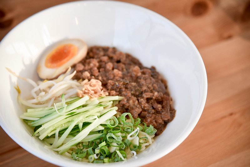 [桃園美食]  阿米家 Jia Mia 推薦來自阿嬤古早味最好吃的乾麵 麻辣拌麵 青麻拌麵｜打卡文青熱點餐廳