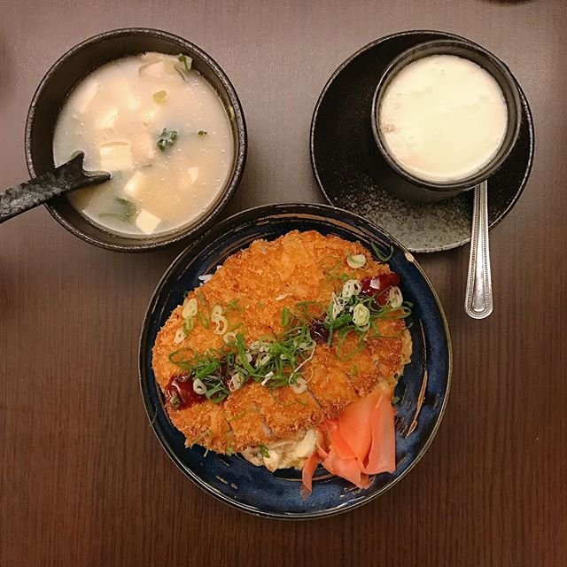 *🍄幸福食堂二代目 鮭魚滿滿 ［新北美食-新埔站］
