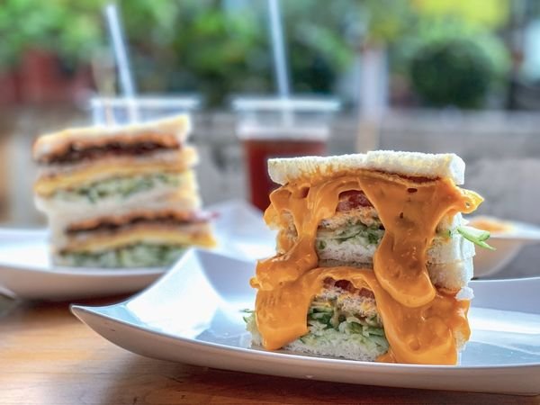 【台北東區早午餐】早安日和- 超浮誇起司瀑布、炭烤吐司平價好吃推薦!