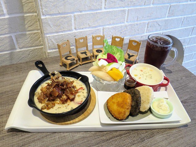 【台中南屯美食】故事．家義大利美食坊，獨家手工特製「鬼島飯丸」，搭配和風奶油燒肉對味且無違和！