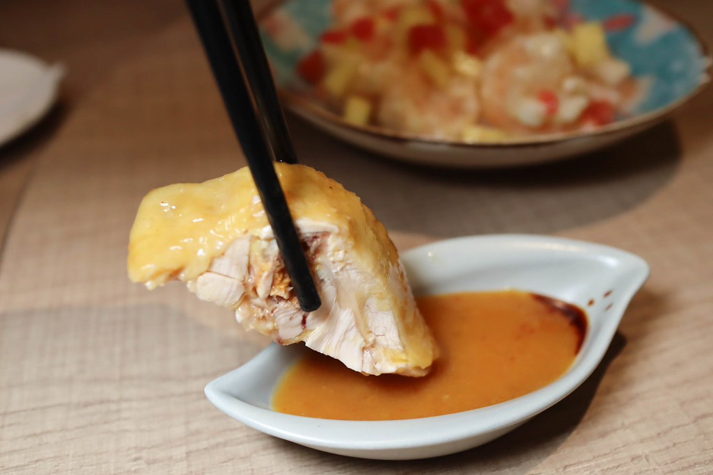 (雙連捷運站/中山捷運站)中山區聚餐推薦-柚子花花青春客家菜(台北分店)位於爵士廣場京站內B1 ,文青風精緻客家菜,中山區客家菜推薦