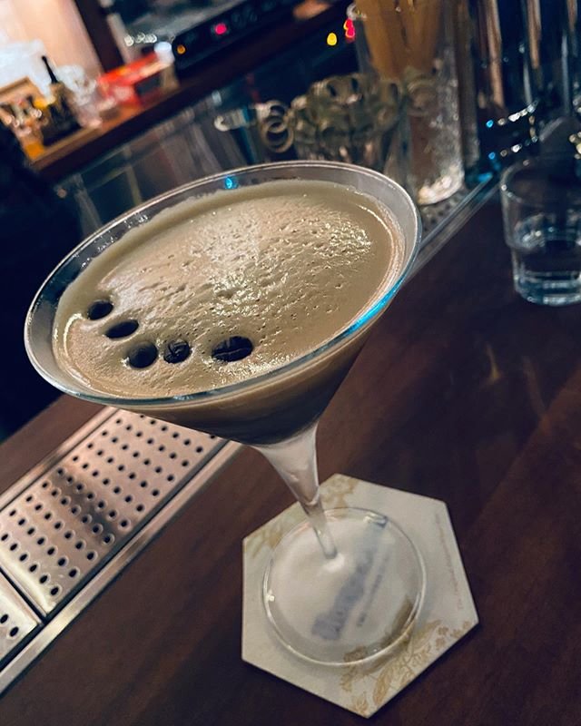 Gentlemen only（Women wanted)