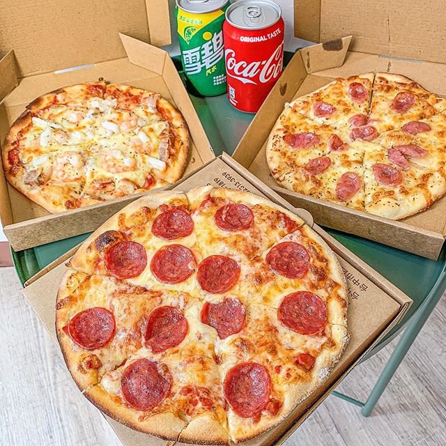 東海商圈新開幕の現點現做披薩！還有超過十種口味可以選～一整個很讚👍🏻