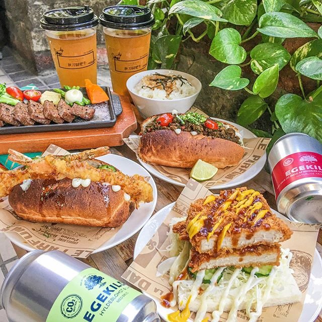 晚餐時段居然有早午餐才吃得到的餐點🥺除了丼飯、定食之外，居然還有輕食跟潛艇堡！