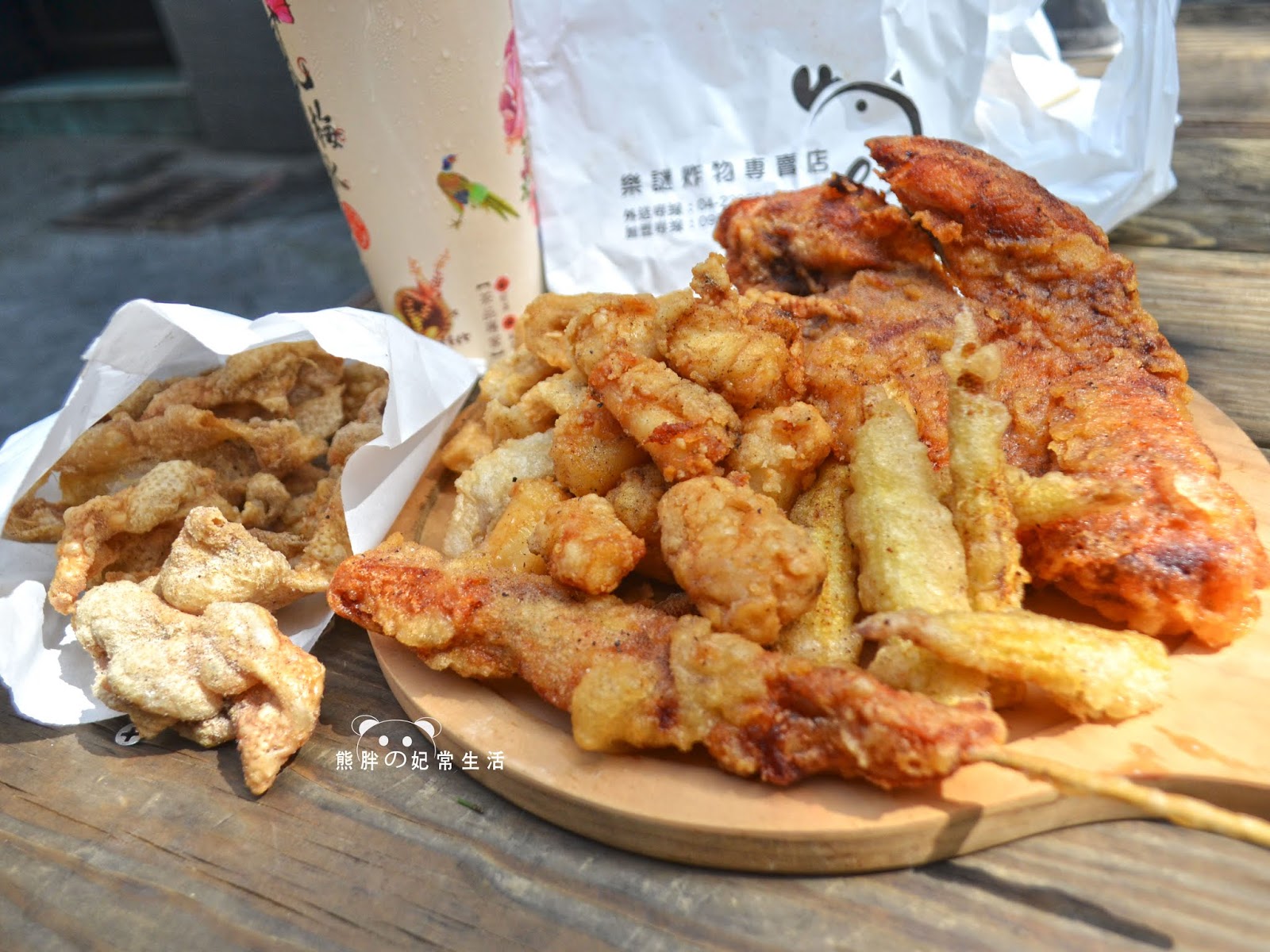 【台中中區】樂謎脆皮雞排│一中商圈超平價銅板美食│雞排皮薄酥脆肉多汁│種類眾多選擇性也多