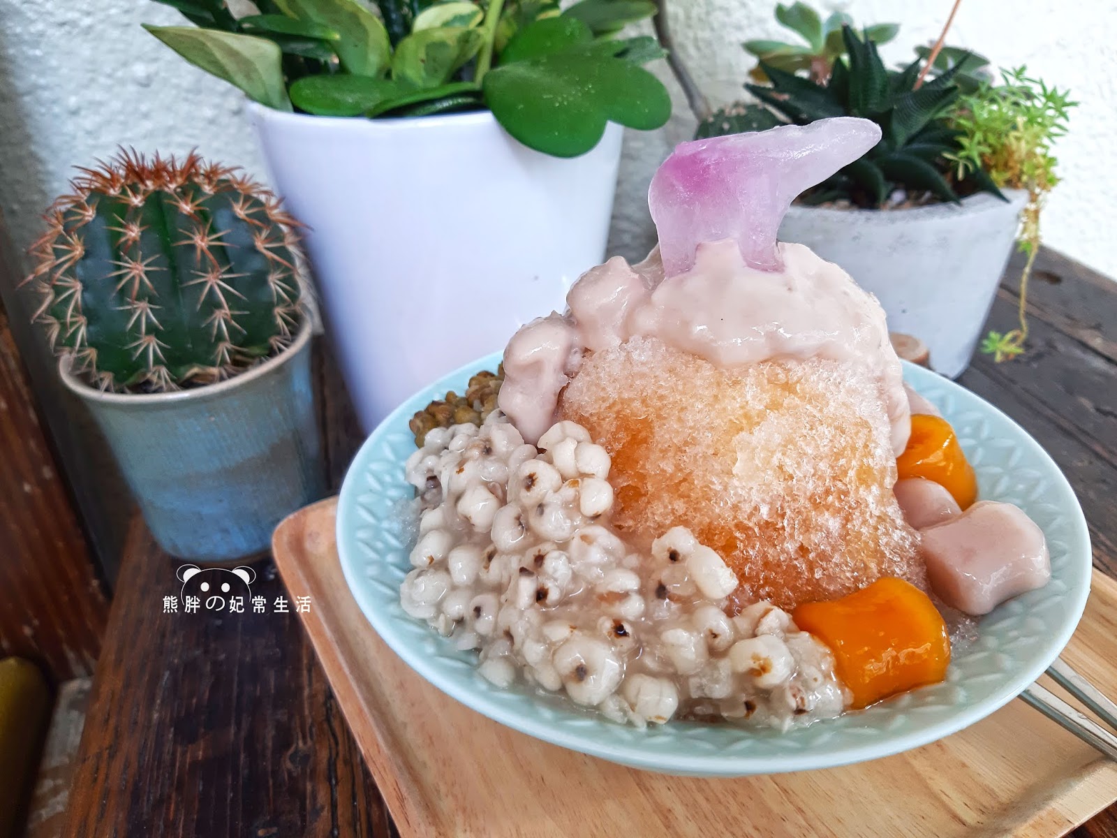 【新竹東區】PAUL法國麵包甜點沙龍新竹巨城店，來自法國的百年烘焙品牌，法式餐點、早午餐、下午茶、麵包、蛋糕應有盡有，不論是閨蜜、姊妹淘、情侶約會、家庭聚會都非常適合