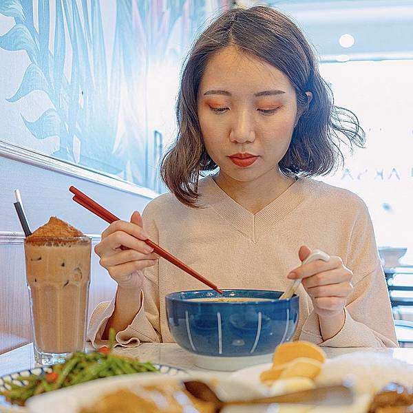 熱帶南洋風的網美級大馬餐廳，好吃的道地料理還能拍多張美照 | 【台北 大安區】瘦仔林叻沙