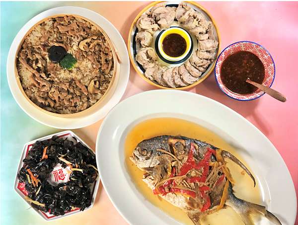  【苗栗美食￭年菜宅配】三餐油飯ThreeMeals￭年菜/桌菜 x 吃不膩的三餐油飯，圍爐年菜好吃說讚║ 年菜推薦、年菜宅配、彌月禮盒、滿月油飯
