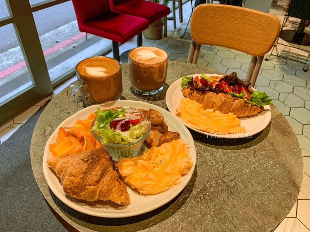 【台北-中山 】產出thefood | 拿鐵的特別風味|中山人氣早午餐，赤峰街裡的文青必備