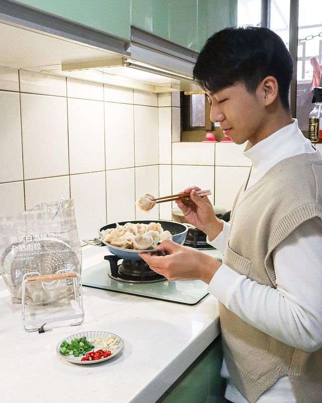 大海邊創意歐風新鮮手工水餃