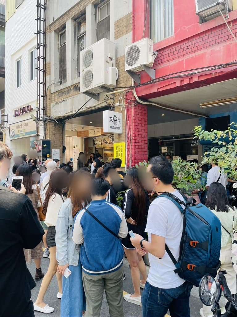 [台南中西區]雙生綠豆沙牛奶，赤崁樓旁的人氣飲料推薦