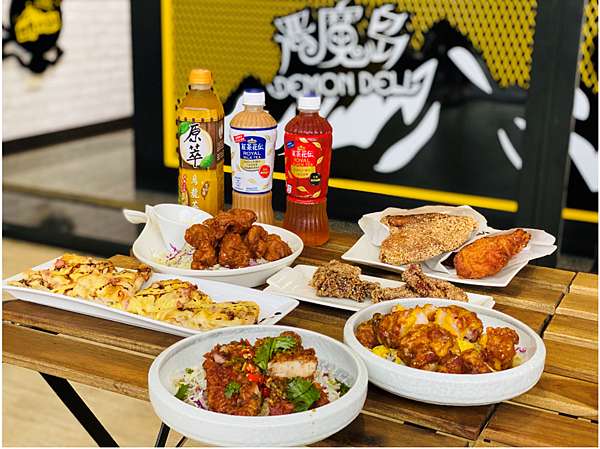 【台中美食】惡魔島世界炸雞 x 二訪惡魔島，允指回味停不了!!!享受炸雞饗宴，來惡魔島就對║ 台中炸雞推薦、台中雞排推薦、台中大里美食推薦