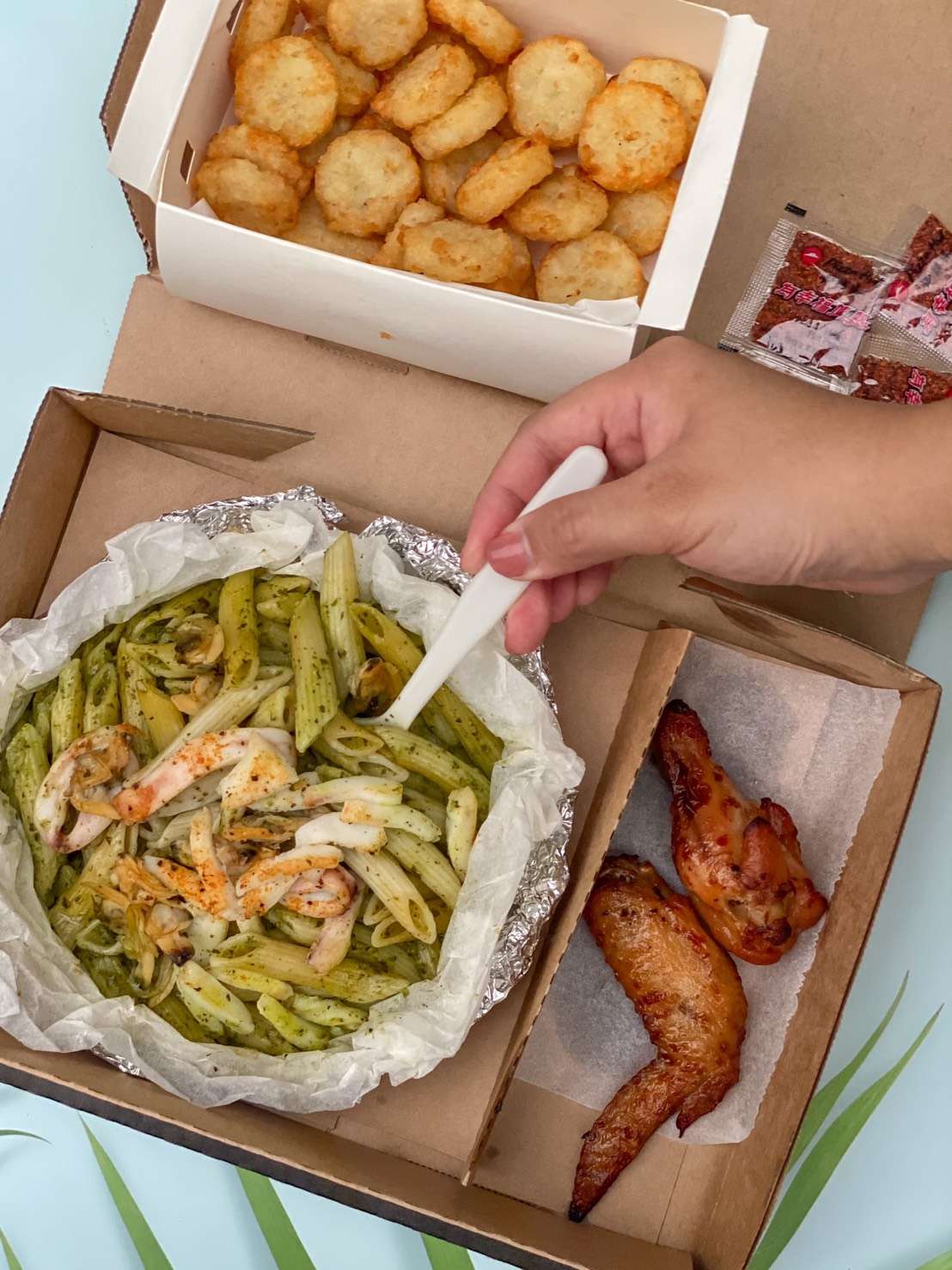 〘宅配 ∞ 美食 〙 【 必勝客Pizza Hut 】3月新推出的海鮮紙包筆管麵‼️