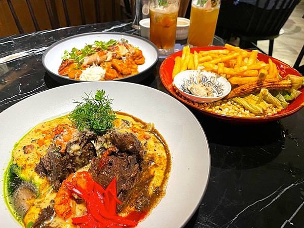 #酒吧 #美麗島食圈  #Gien Jia 挑食