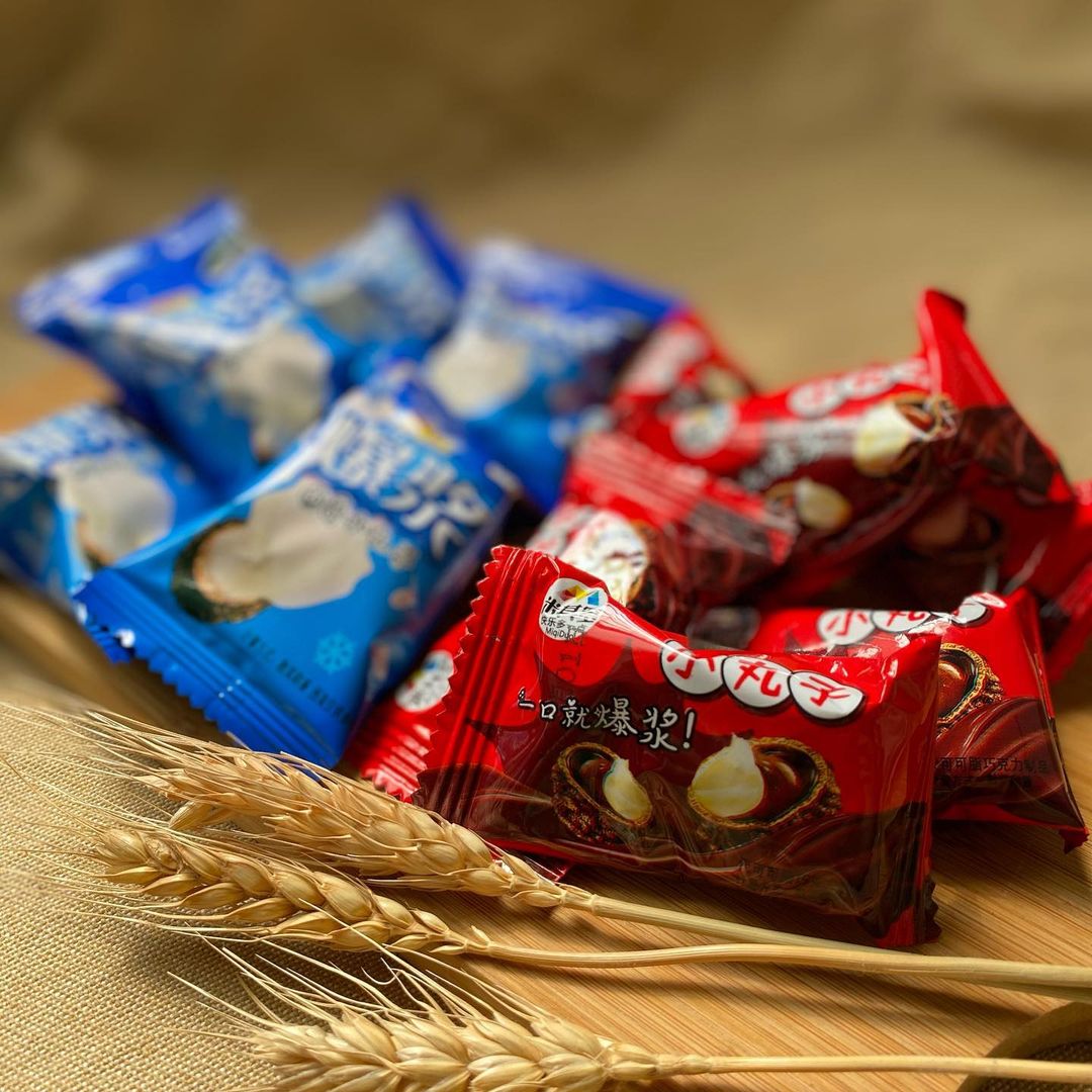 代購小零嘴-『爆漿曲奇小丸子』巧克力口味、草莓口味